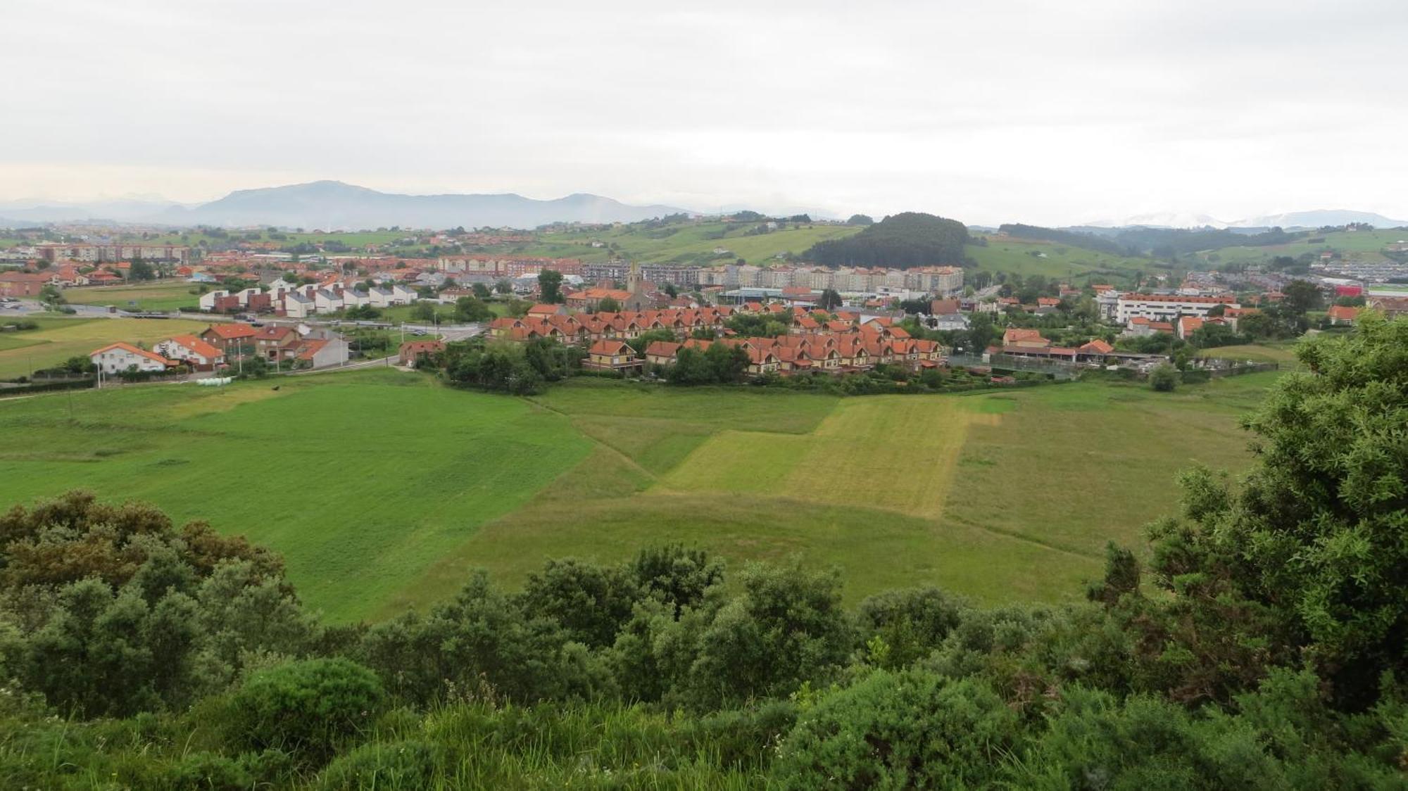 Casa Grande Con Jardin Villa Santa Cruz De Bezana Luaran gambar