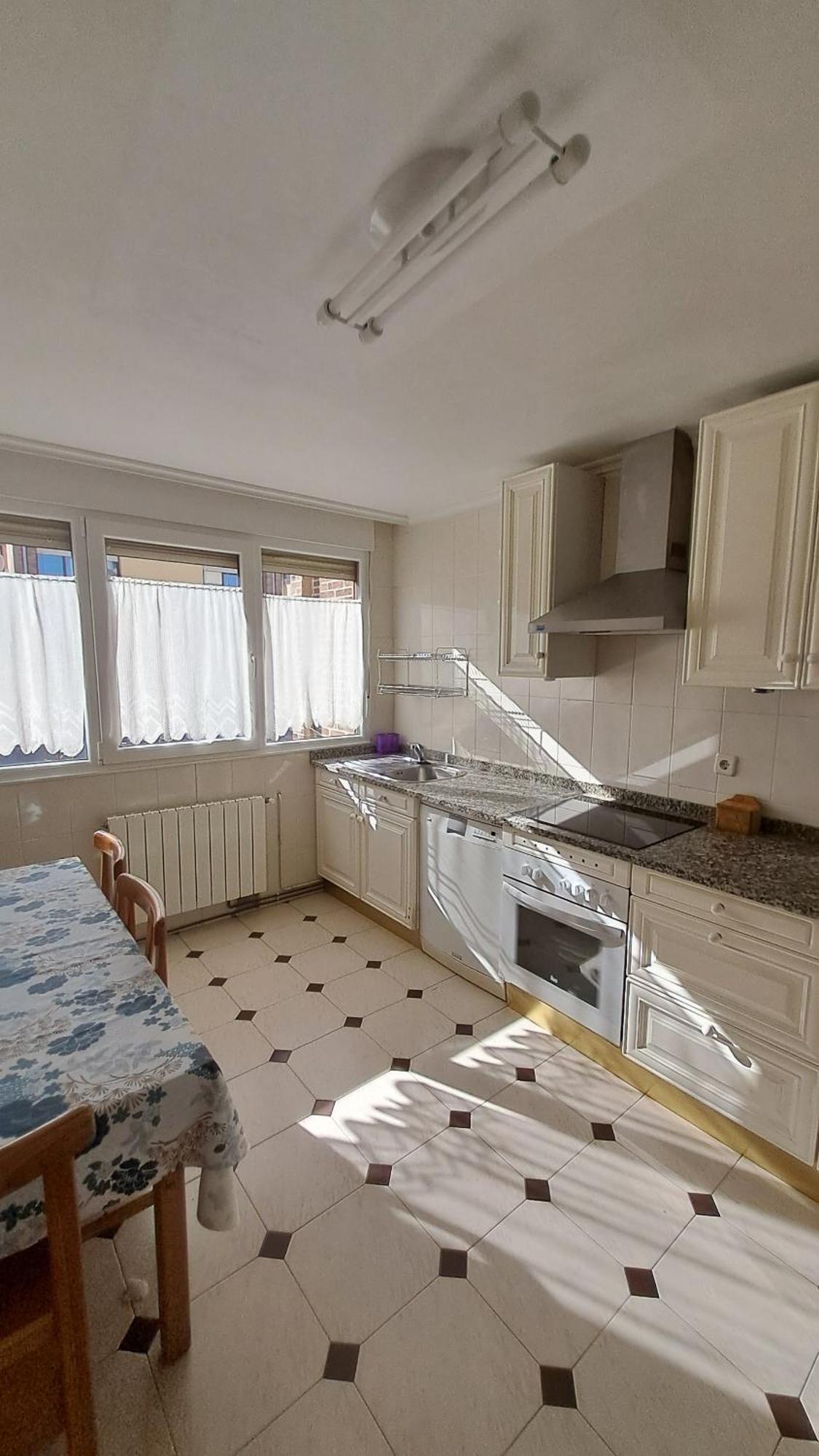 Casa Grande Con Jardin Villa Santa Cruz De Bezana Luaran gambar